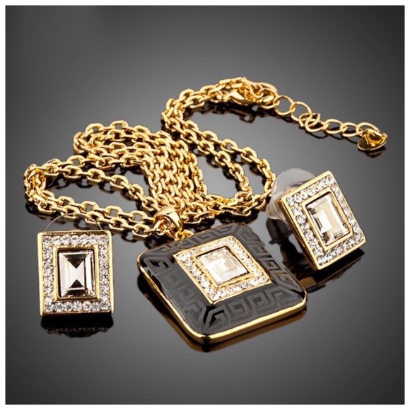 🎁 Swarovski Crystals The Silaf Necklace Set - Picture 3 of 4